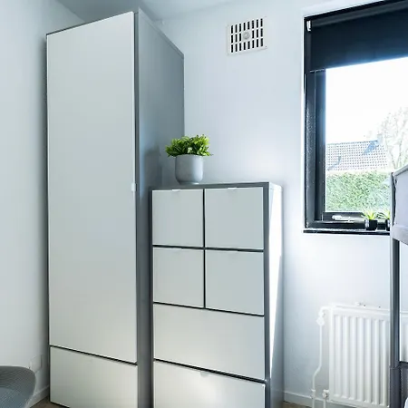 Family With Garden & Access * Ewijk