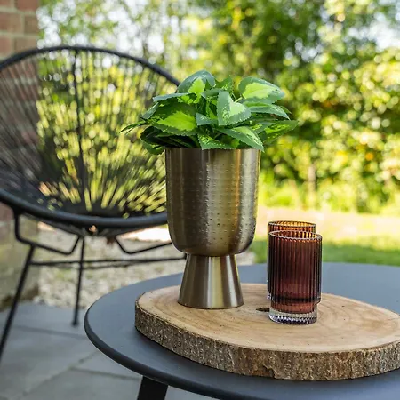 Family With Garden & Access Ewijk