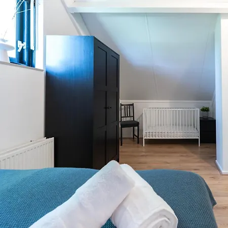 Villa Family With Garden & Access Ewijk