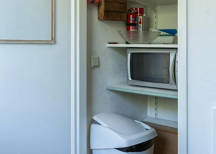 Family With Garden & Access Villa