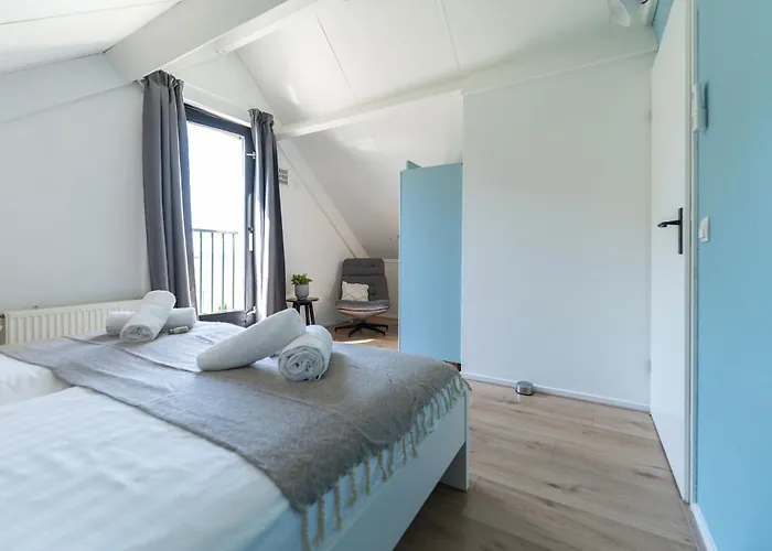 Family With Garden & Access Villa Ewijk