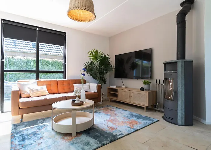 Family With Garden & Access *