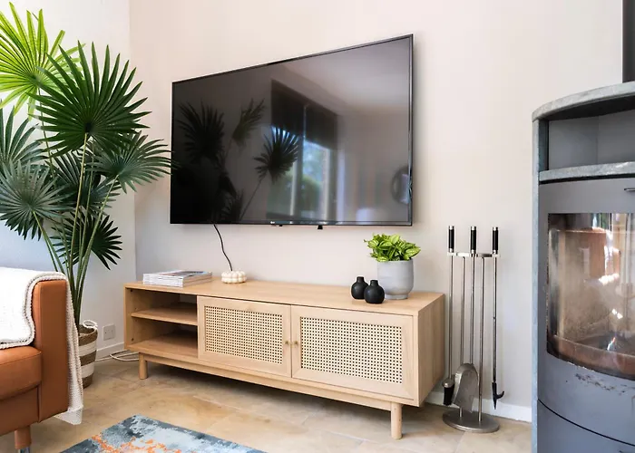 Family With Garden & Access Ewijk