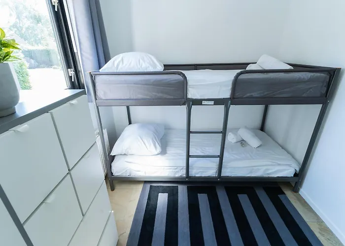 Family With Garden & Access * Ewijk