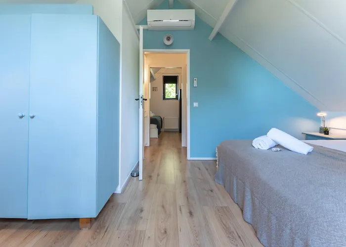 Family With Garden & Access *