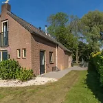 Villa Family With Garden & Access Ewijk