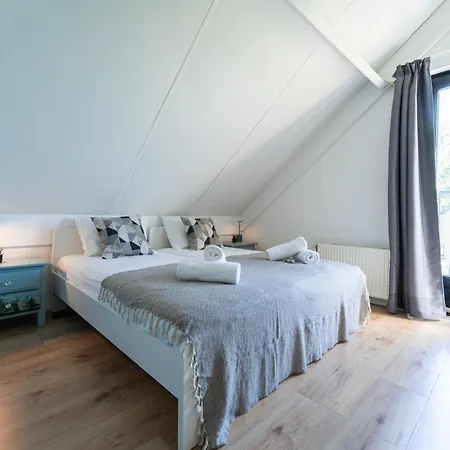 Βίλα Family With Garden & Access Ewijk